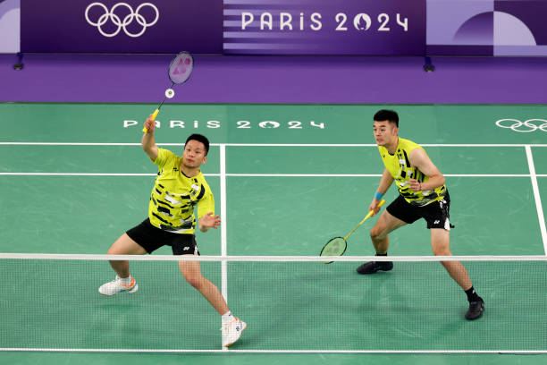 一年级羽毛球比赛：3步学会，快乐开打！