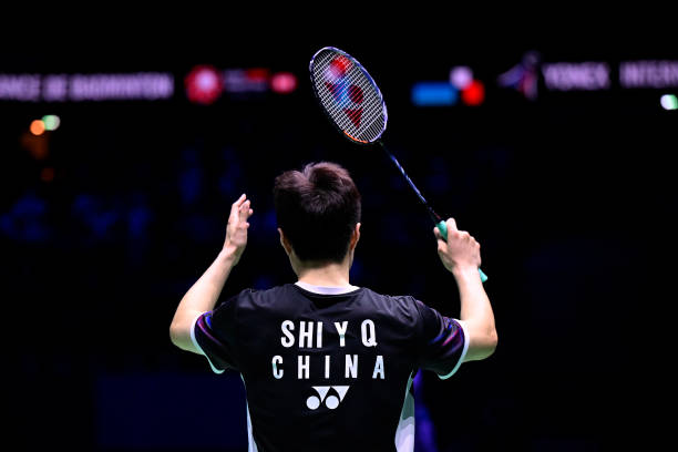 新手必学！羽毛球搓球动作分解与常见错误纠正