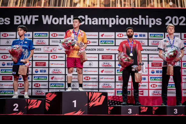 羽毛球拍界的奢侈品！前十名价格让你怀疑人生！