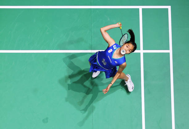 从发球开始制胜：双人羽毛球比赛发球得分策略