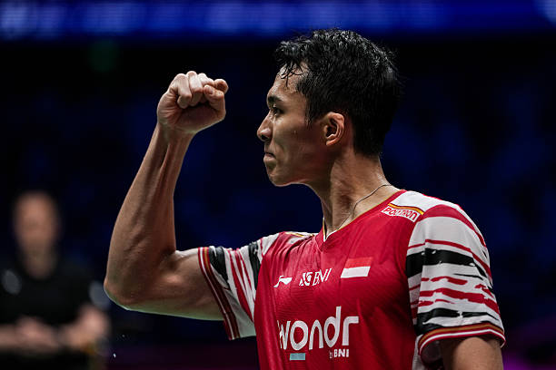 羽毛球拍5U和9U的区别，看看专业选手怎么选