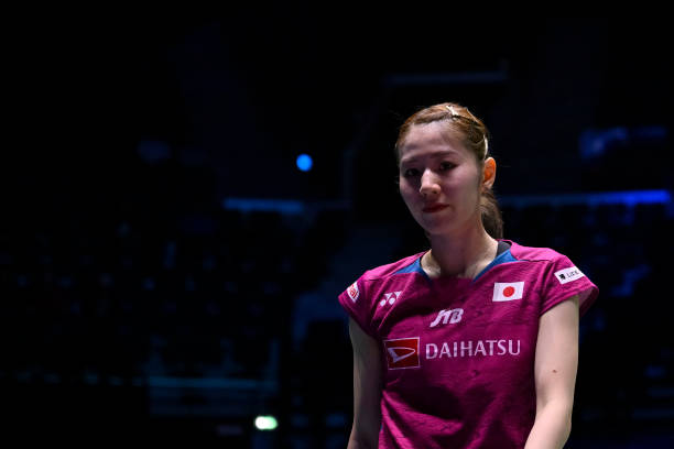 羽毛球发球技巧大公开：这样发球让对手措手不及！