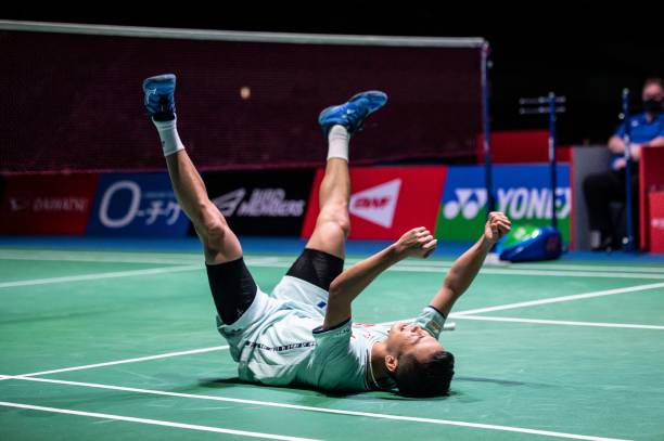 羽毛球新手必看！5个基础动作训练步骤