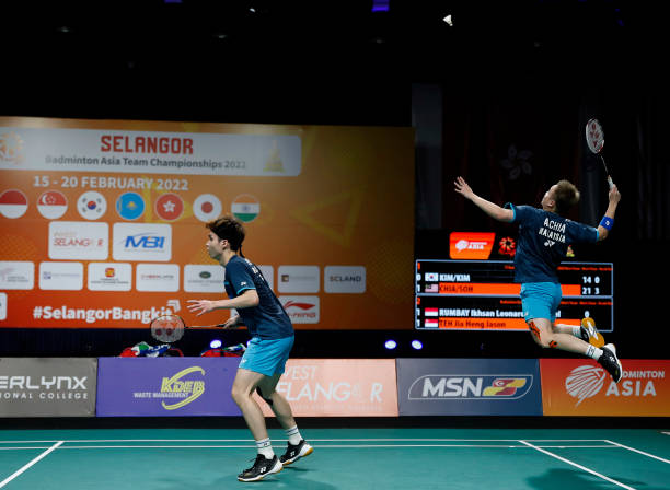 颜值与实力并存！女生羽毛球拍选购攻略