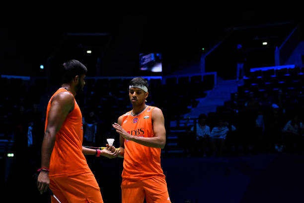 6U和7U羽毛球拍大比拼：速度、力量与控制的终极选择