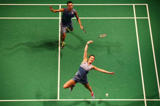 轻便耐用！100元左右适合初学者的羽毛球拍TOP5