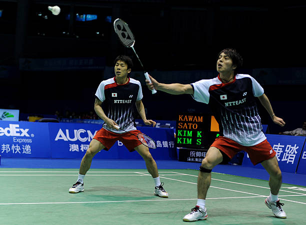 羽毛球双打比赛如何判断球是否出界？这些细节要注意