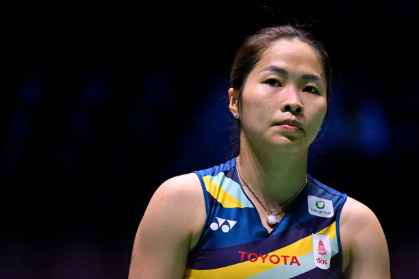 羽毛球场地划线规则：如何正确标记单双打边界线