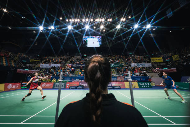 新手必看！羽毛球发球界线常见错误及纠正方法