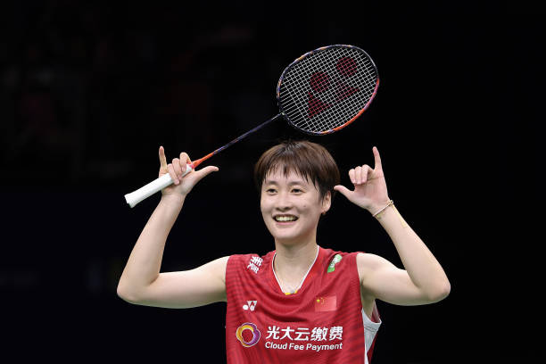 羽毛球违例实战案例：从比赛中学习避免犯规技巧