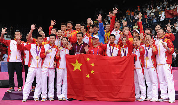 学校羽毛球馆开放公告：新增设施及使用规则