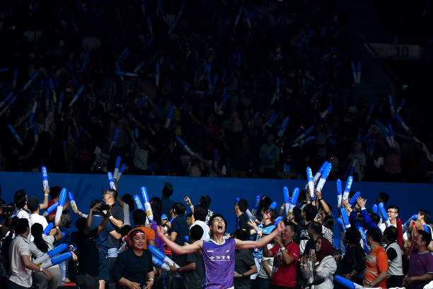 双打发球如何抢占先机？专业选手技巧分享