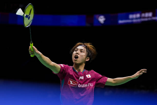 羽毛球发球、杀球、步法全教程：免费完整版