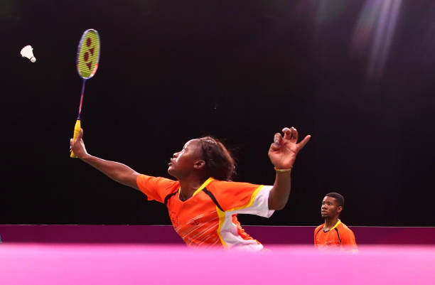 从入门到高端：尤尼克斯羽毛球拍全系列排名解析