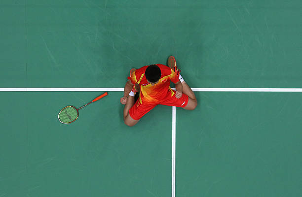 羽毛球单打换位规则快速入门 - 5分钟掌握基本站位技巧