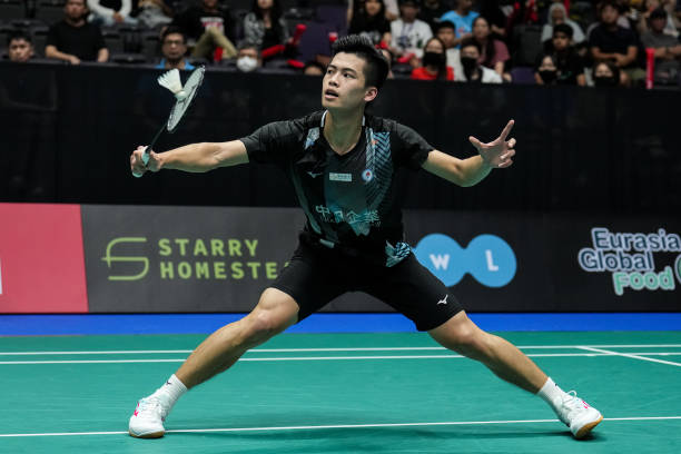 初中生如何挑选性价比高的羽毛球拍？5大品牌解析