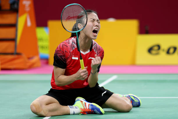 羽毛球动作大全：专业教练亲授实战技巧