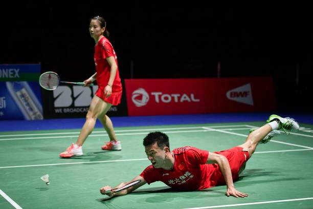 国际比赛对羽毛球场地的线有哪些严格要求？