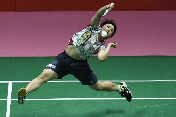 林丹服饰的标志演变史：三个关键符号的传承与创新