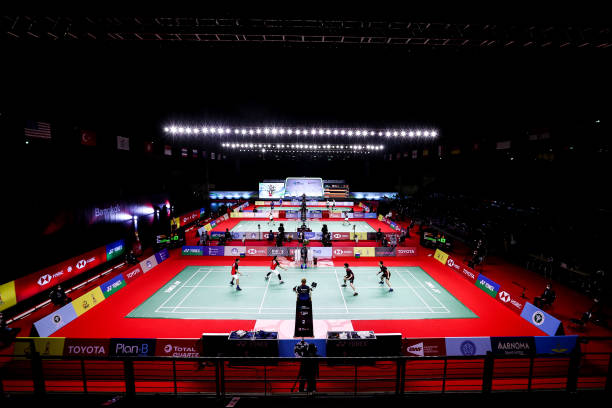 羽毛球比赛用球为什么必须是16根羽毛？胶水又起什么作用？