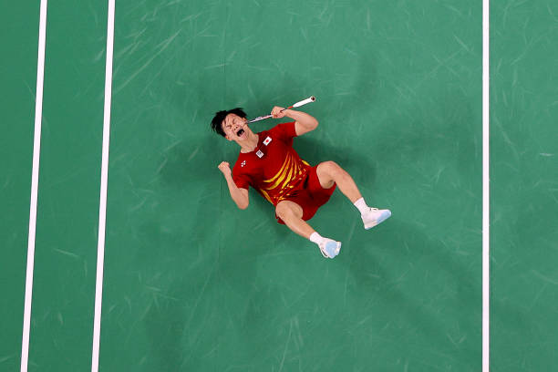 从跑位到战术：单打和双打的技术要求有何不同？