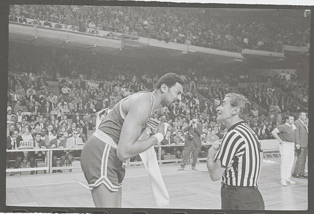 图解定点投篮：从站姿到出手，一步步教你提高命中率