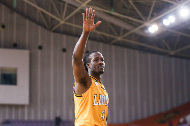 NBA最新比赛录像：完整回放与精彩集锦