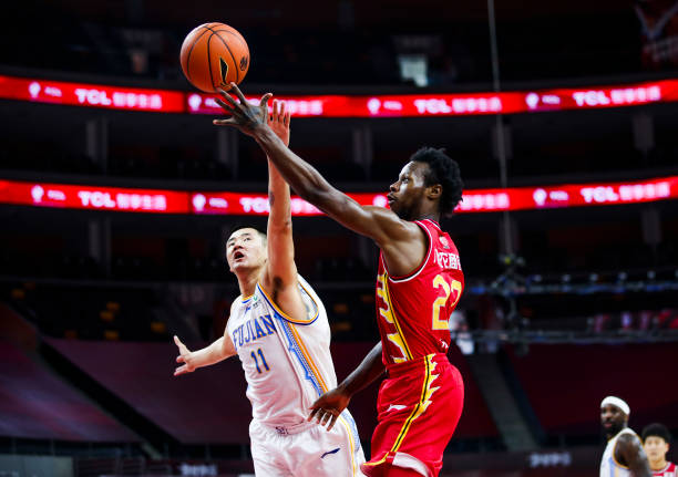 国际篮球场尺寸图中三分线的关键参数