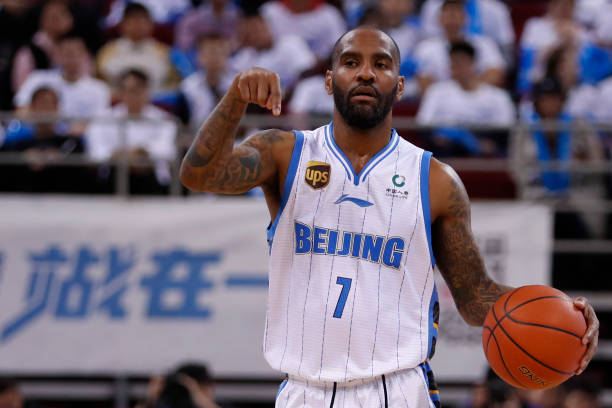 易建联的NBA选秀顺位是多少？历史回顾与分析