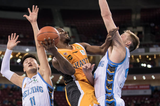 2024哈登全明星级表现：最新比赛精华全程回顾