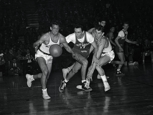 雄鹿队经典比赛回顾：那些令人难忘的瞬间