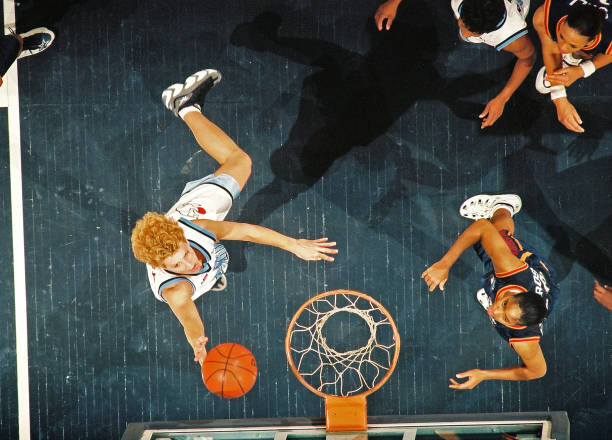 小学生篮球比赛时间与场地规则介绍