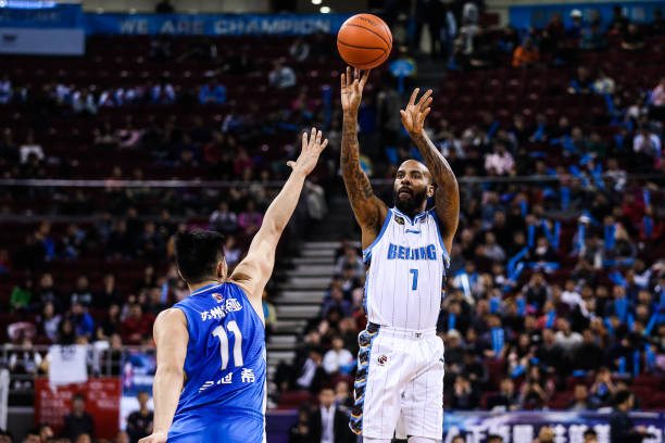 全能型还是防守型？盘点NBA历史上不同类型的大前锋