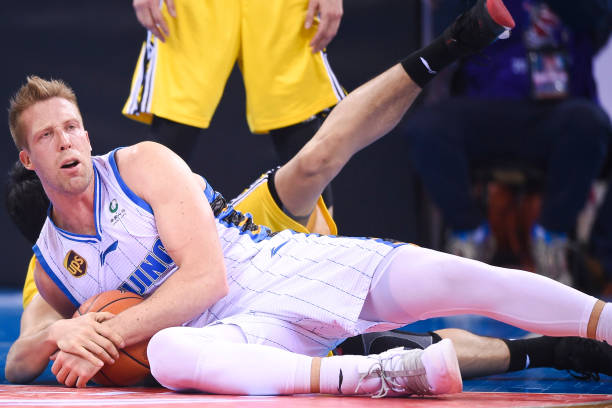 篮球投篮机价格解析：从入门到专业级全价位指南