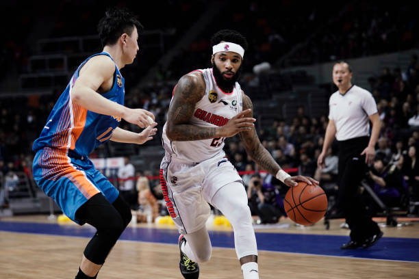 邓肯罗宾逊本赛季三分命中数领跑全队