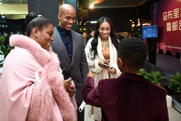 青岛男篮球员名单深度分析：各位置球员特点与角色