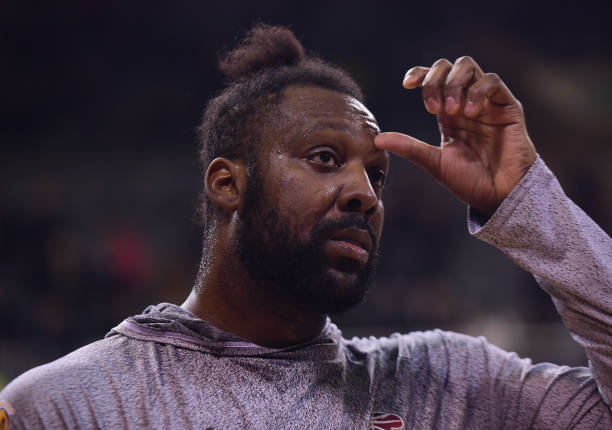 从争议到明确：走步规则调整的背景与意义