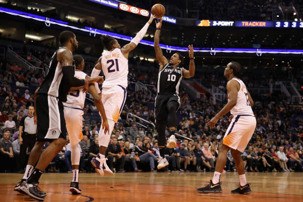 篮球场尺寸数据全收录：长宽、线条宽度与标记要求