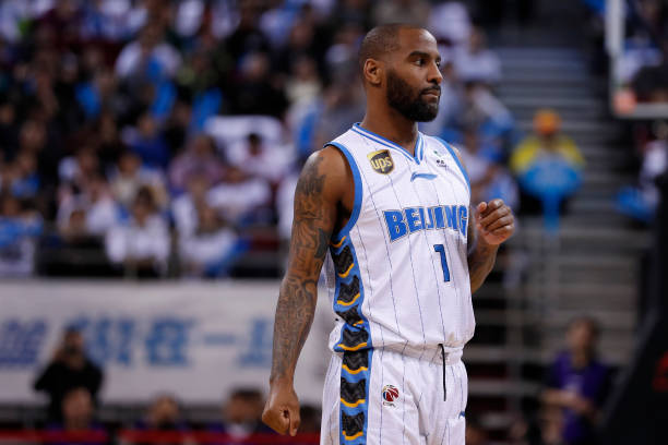 从CBA到NBA：郭艾伦的控球水平究竟够不够格？