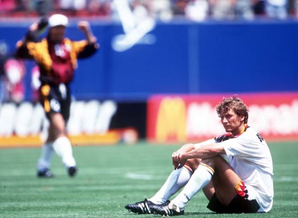 澳式足球规则解析：新手必看入门指南