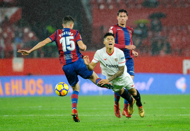 梅西7夺金球奖创历史！C罗能否再追平或反超？