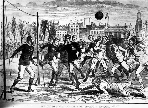 从弧线任意球到数字谜题：你能破解这个关联吗？