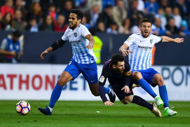 脚背正面停球常见错误及纠正方法