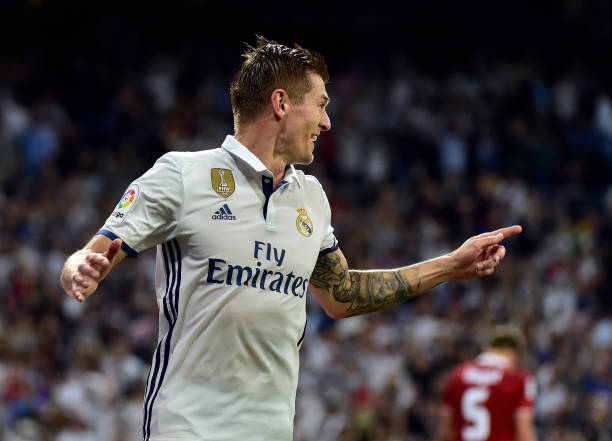 法甲保级大战白热化：里昂能否逃出生天？