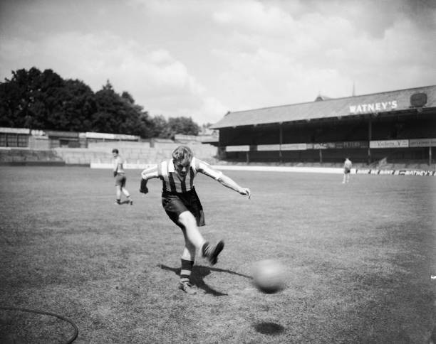 球门球进球有效规则何时被国际足联采纳？