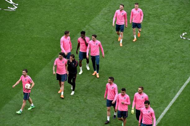 拉菲尼亚的拜仁首秀：球迷期待与教练战术适配性分析