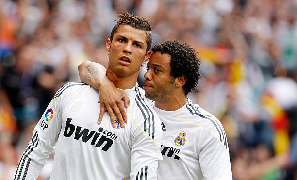 梅西在巴黎圣日耳曼的球衣号码是多少？