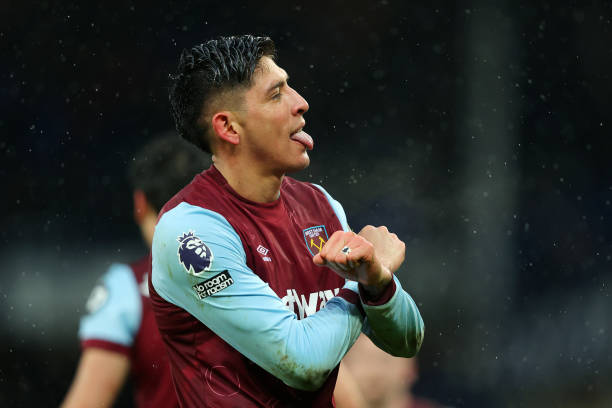 （风格：历史回顾，带有故事性）