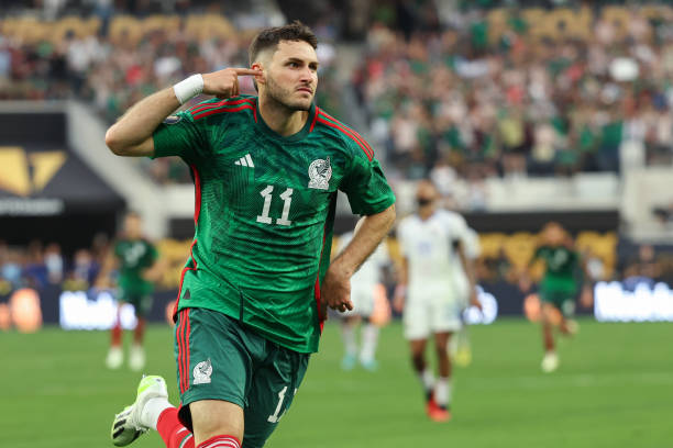 C罗最近比赛视频集锦：助攻、传球与团队配合