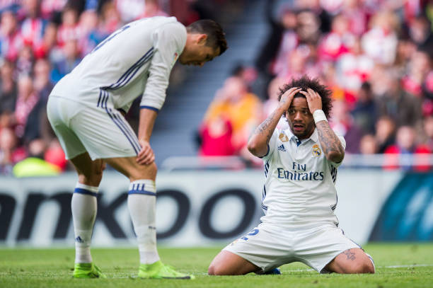 风格：盘点趣闻，吸引球迷兴趣